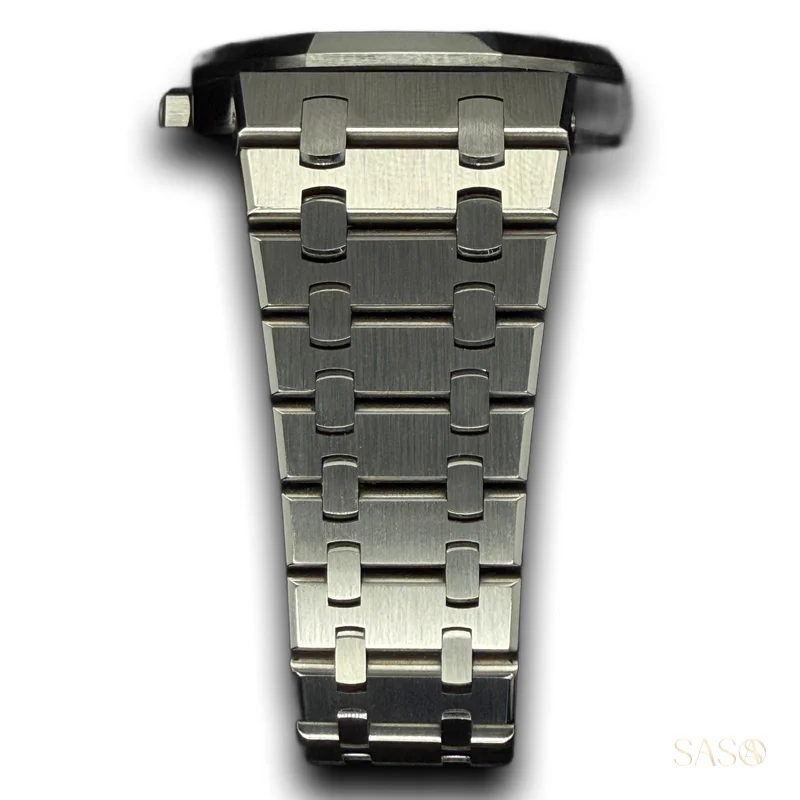 Audemars Piguet Royal Oak Self-winding 15500ST.OO.1220ST.04