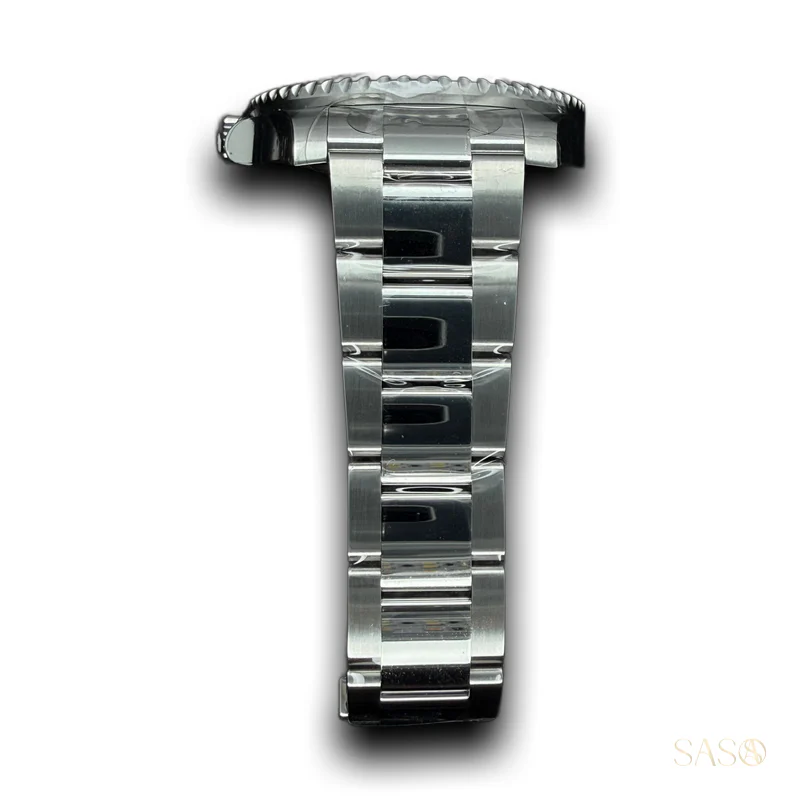 Rolex GMT-Master II Bruce Wayne 126710GRNR